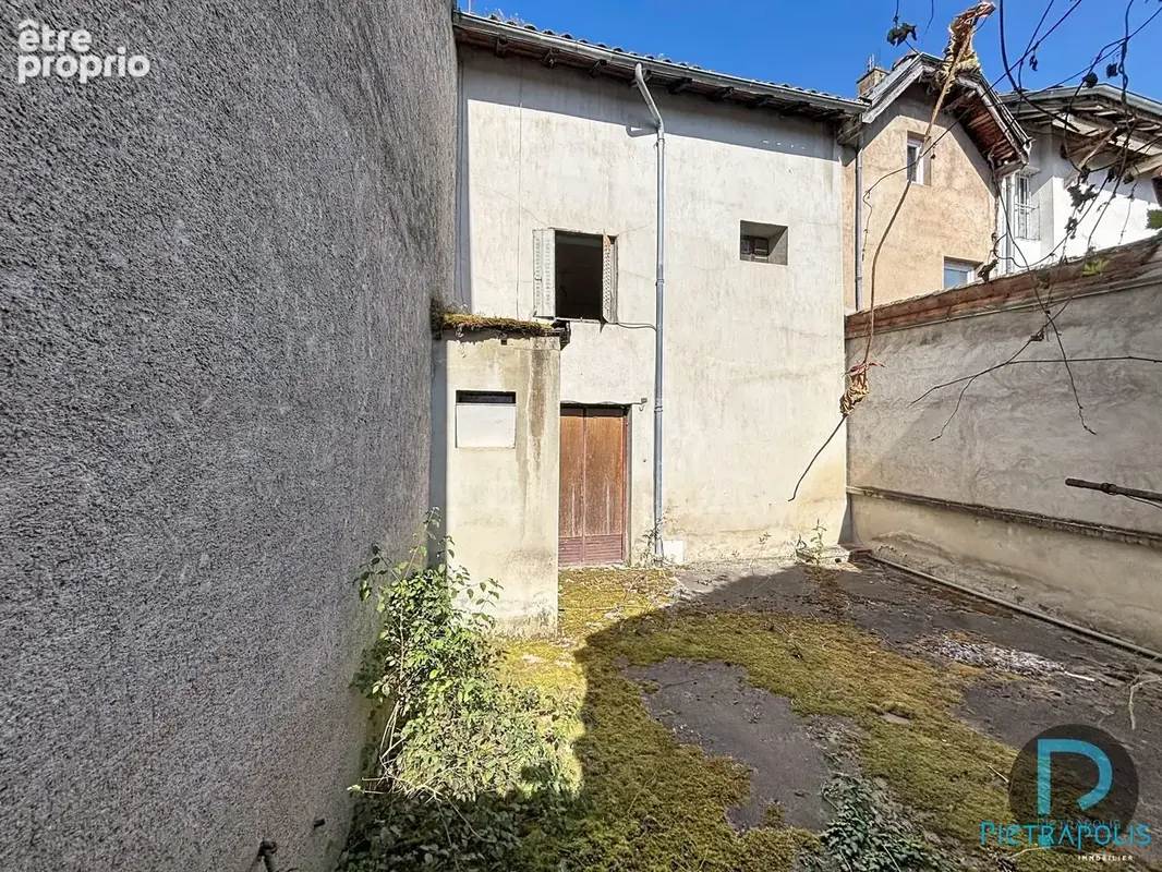 Appartement 256 m² à Pont-De-Veyle  - photo 3