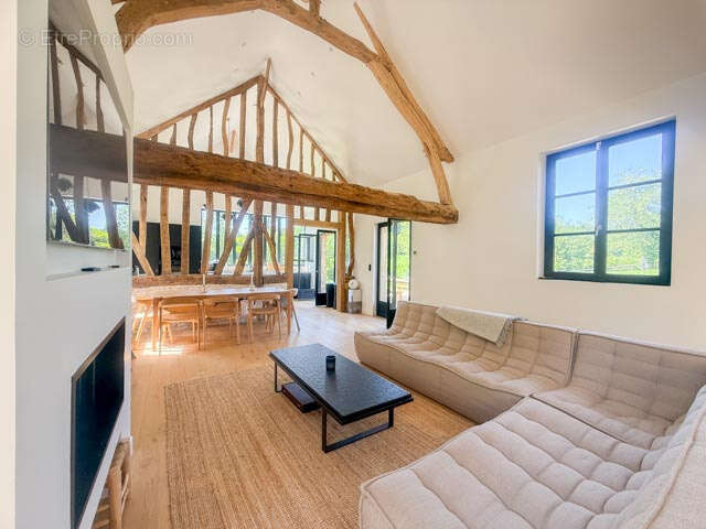 Maison à COURMENIL