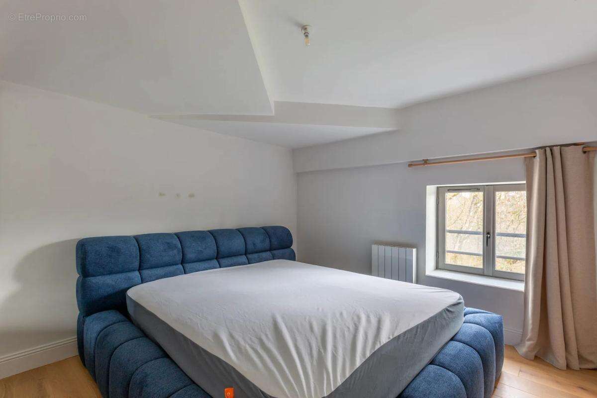 Appartement à CHAMPAGNE-AU-MONT-D'OR