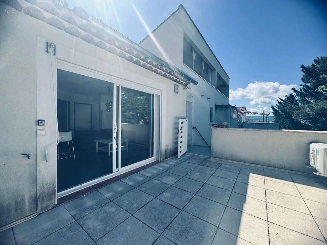 Appartement à PERTUIS