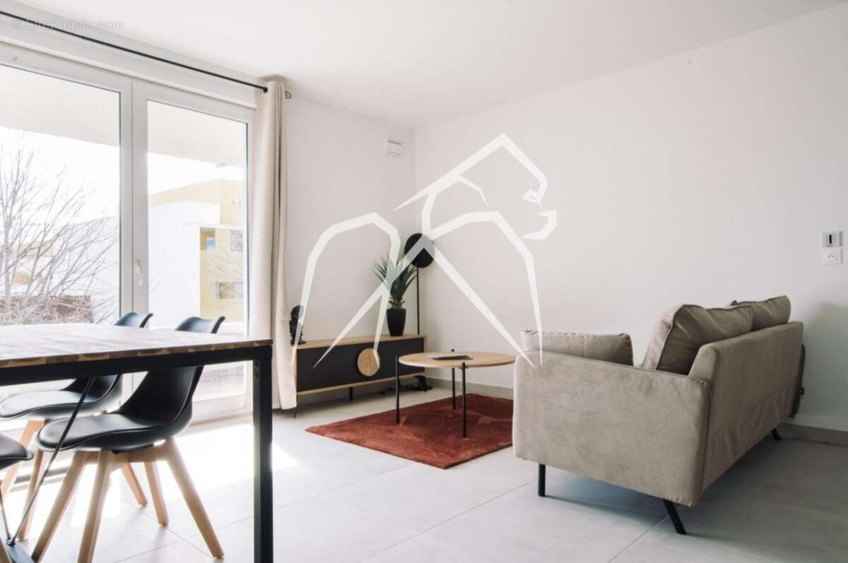 Appartement à CASTELNAU-LE-LEZ