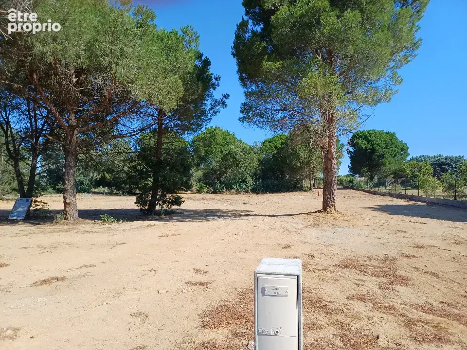 Terrain à ELNE