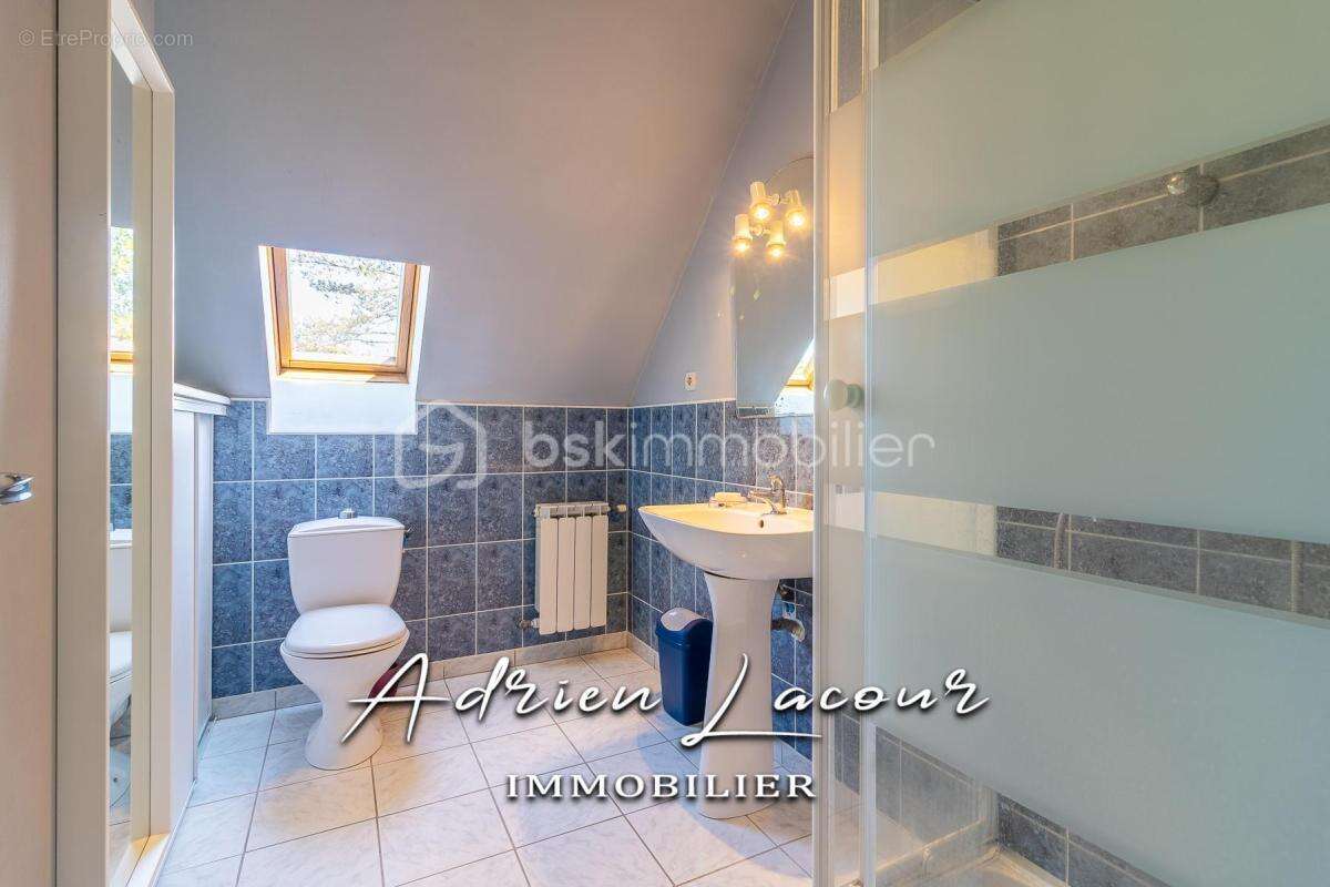 Jolie maison familiale au centre du village - photo 10