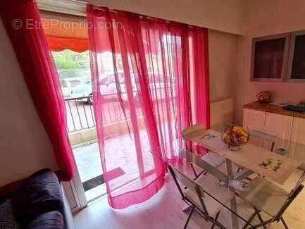 Appartement à LE CANNET