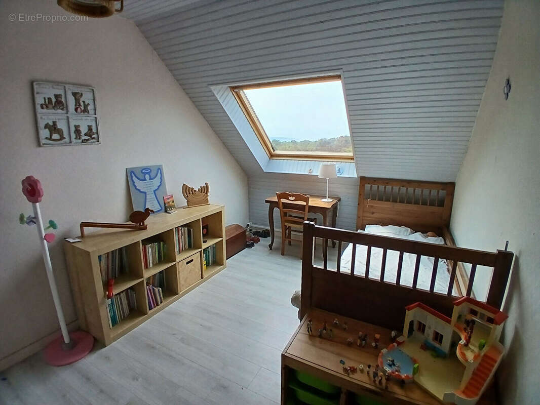 Maison à LE RELECQ-KERHUON