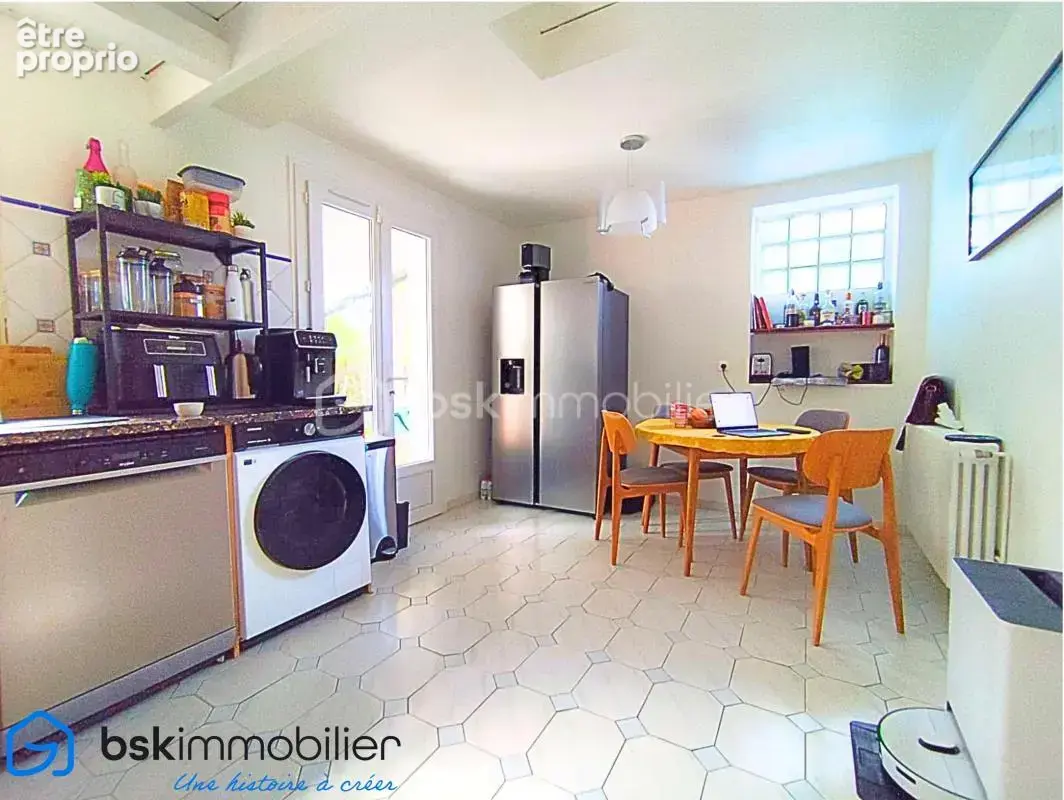 Maison F4 de 115 m²  PRES D'ARENES - photo 8