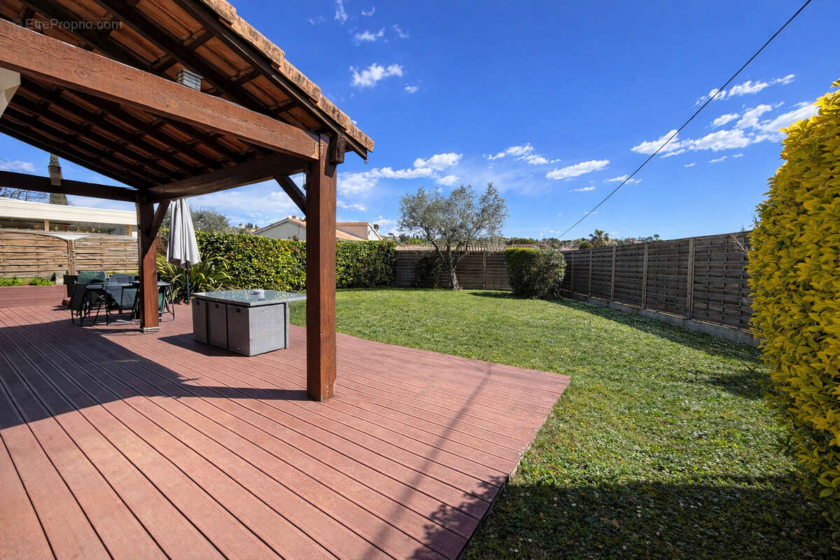 Maison à LA COLLE-SUR-LOUP