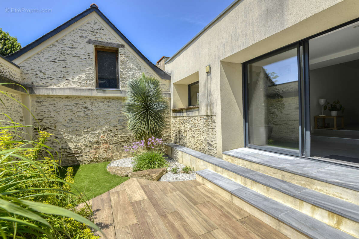 Maison à NANTES
