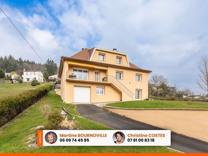 Maison à LA MONNERIE-LE-MONTEL