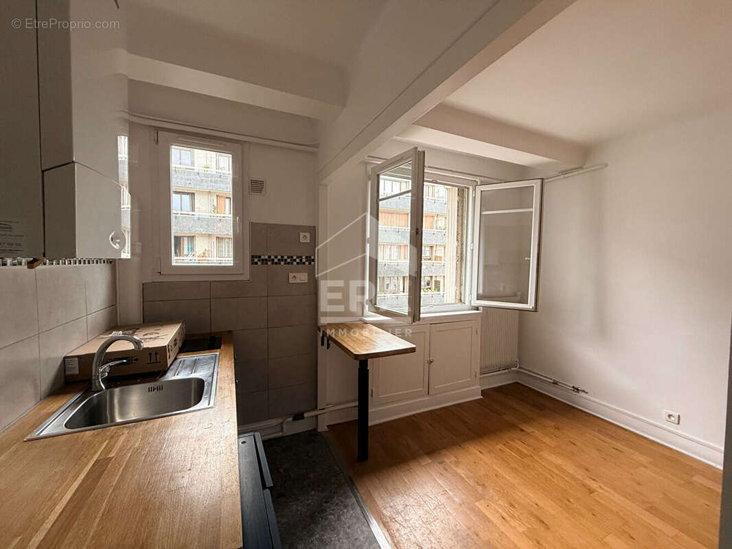 Appartement à PARIS-12E