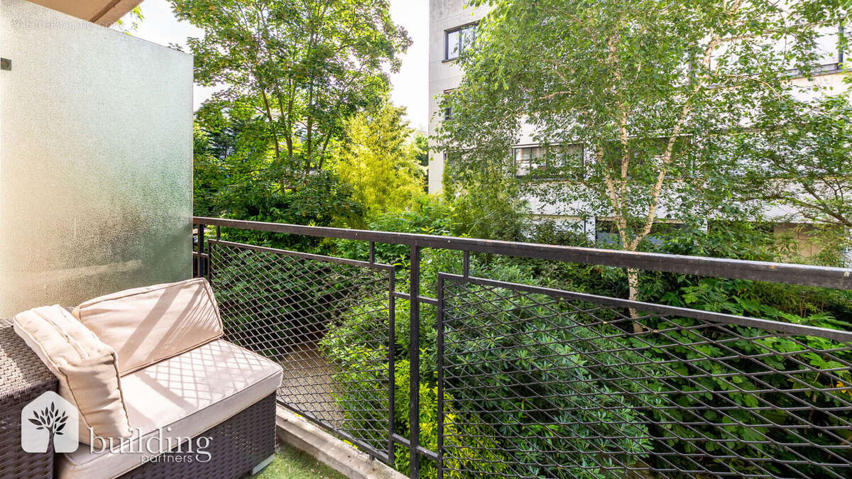 Neuilly-sur-Seine Saint-James - Duplex familial 7 pièces de 144,5 m² avec jardin de 59 m² - photo 13