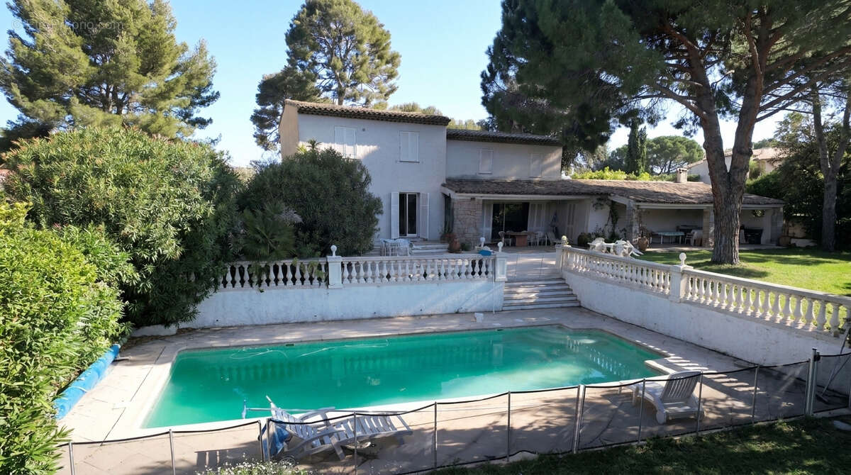 Maison à ANTIBES