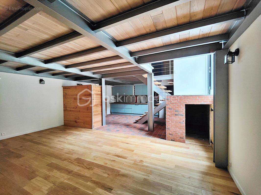 Maison à LA GARENNE-COLOMBES