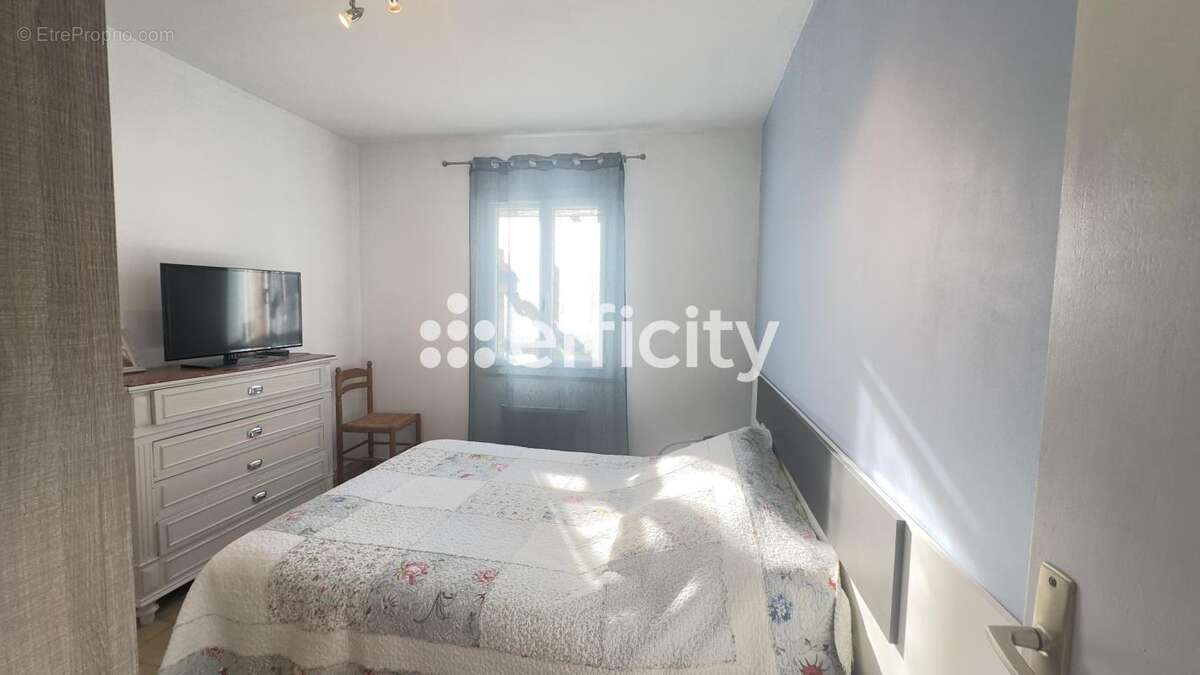 Maison à COURTHEZON