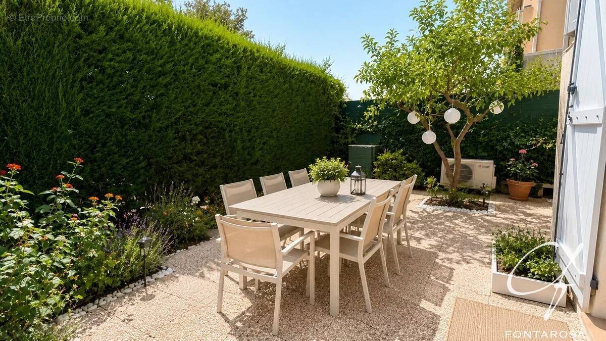 Maison à FREJUS