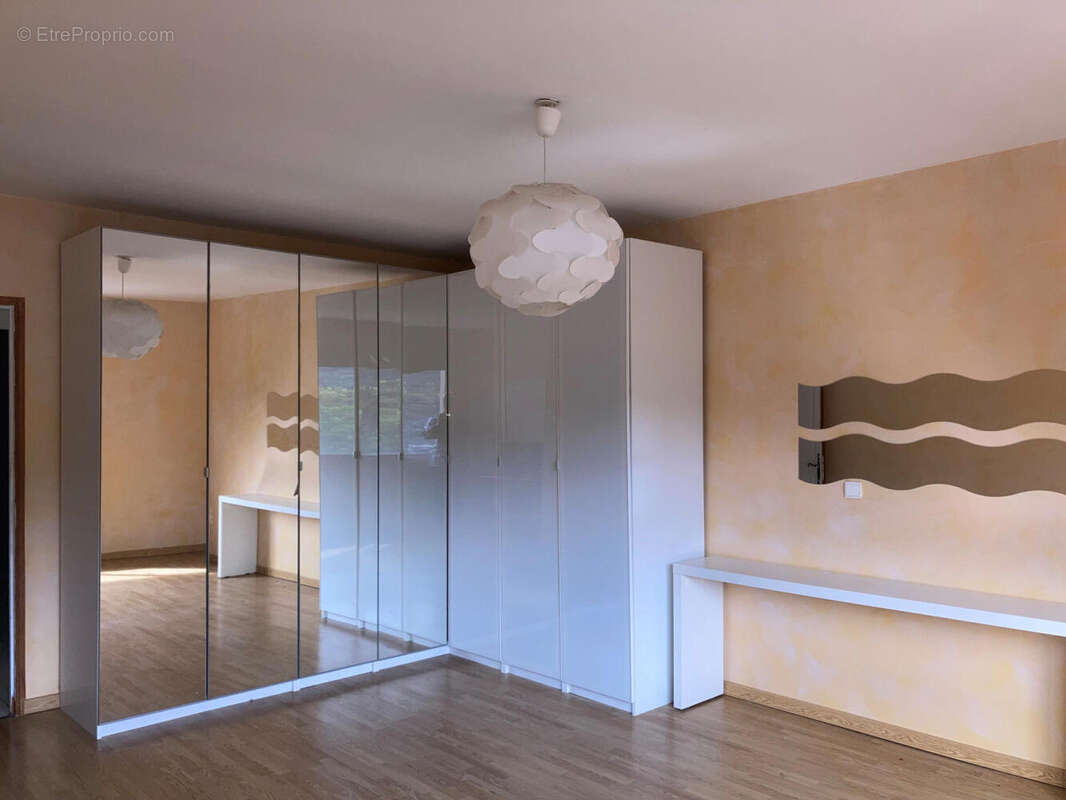 ch 2 etage bis