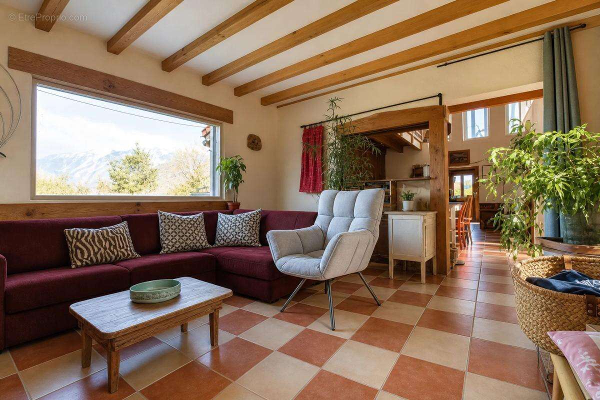 Maison à BITRY