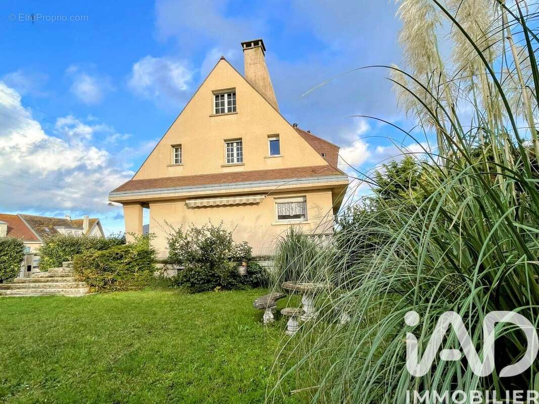 Maison 170 m² à Asnelles  - photo 4