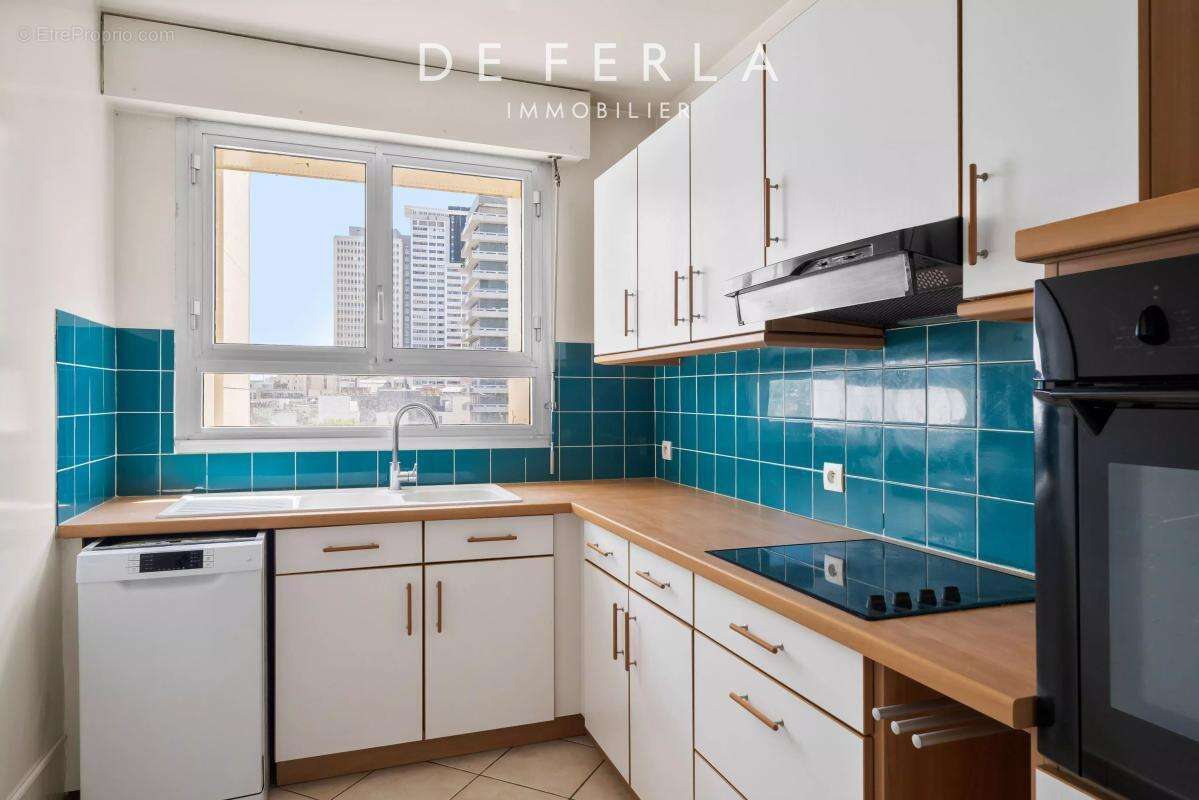 Appartement 3/4 pièces en excellent état avec balcon et vue dégagée - Paris XV - photo 8