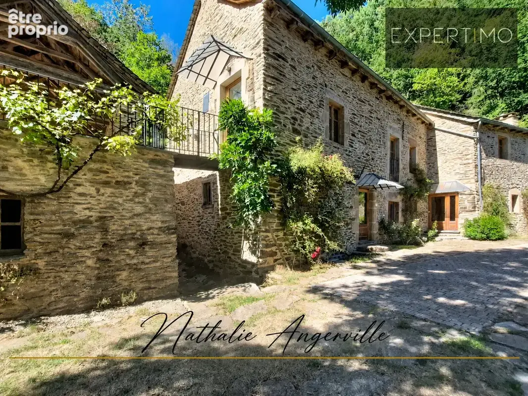 Maison à ARVIEU