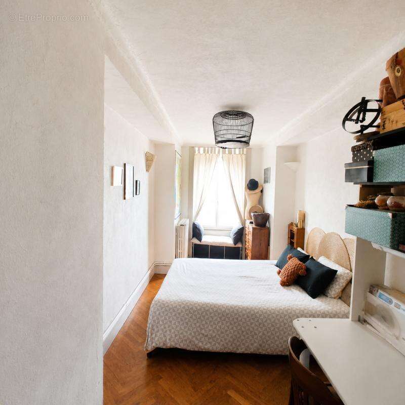 Appartement à NEUVILLE-SUR-SAONE