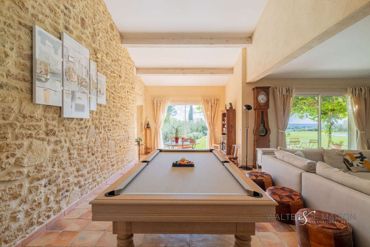 Maison à ROCHEFORT-DU-GARD