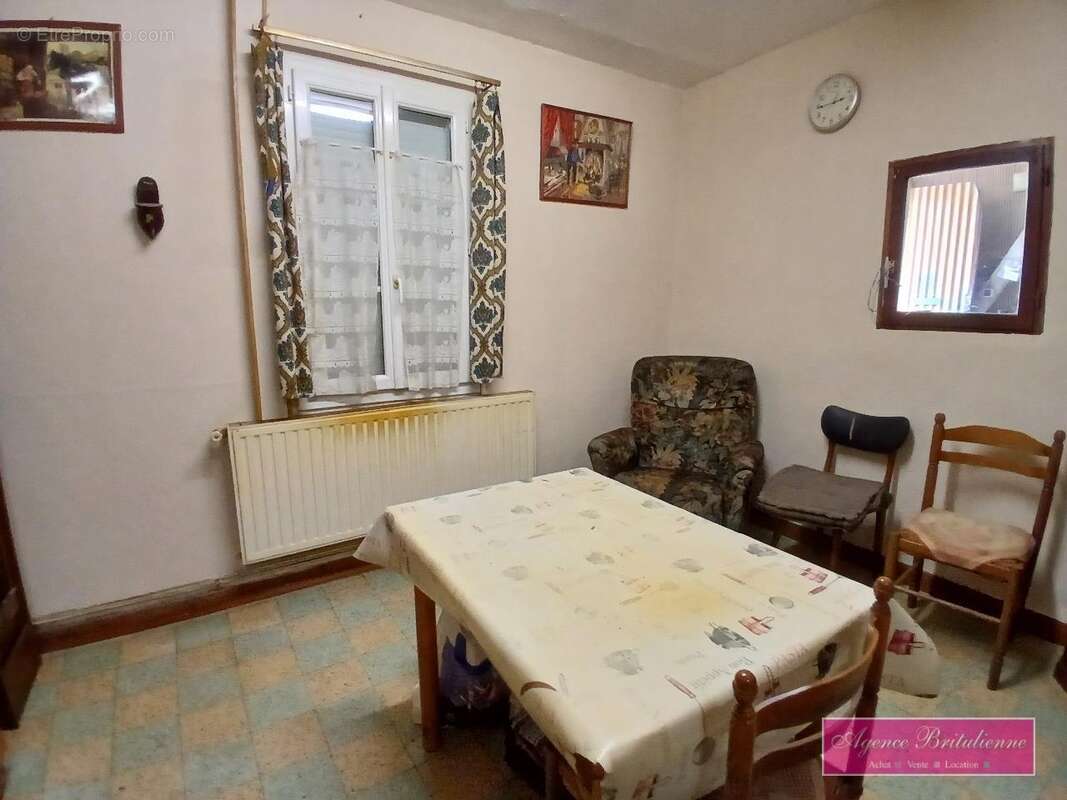 Maison à BRETEUIL