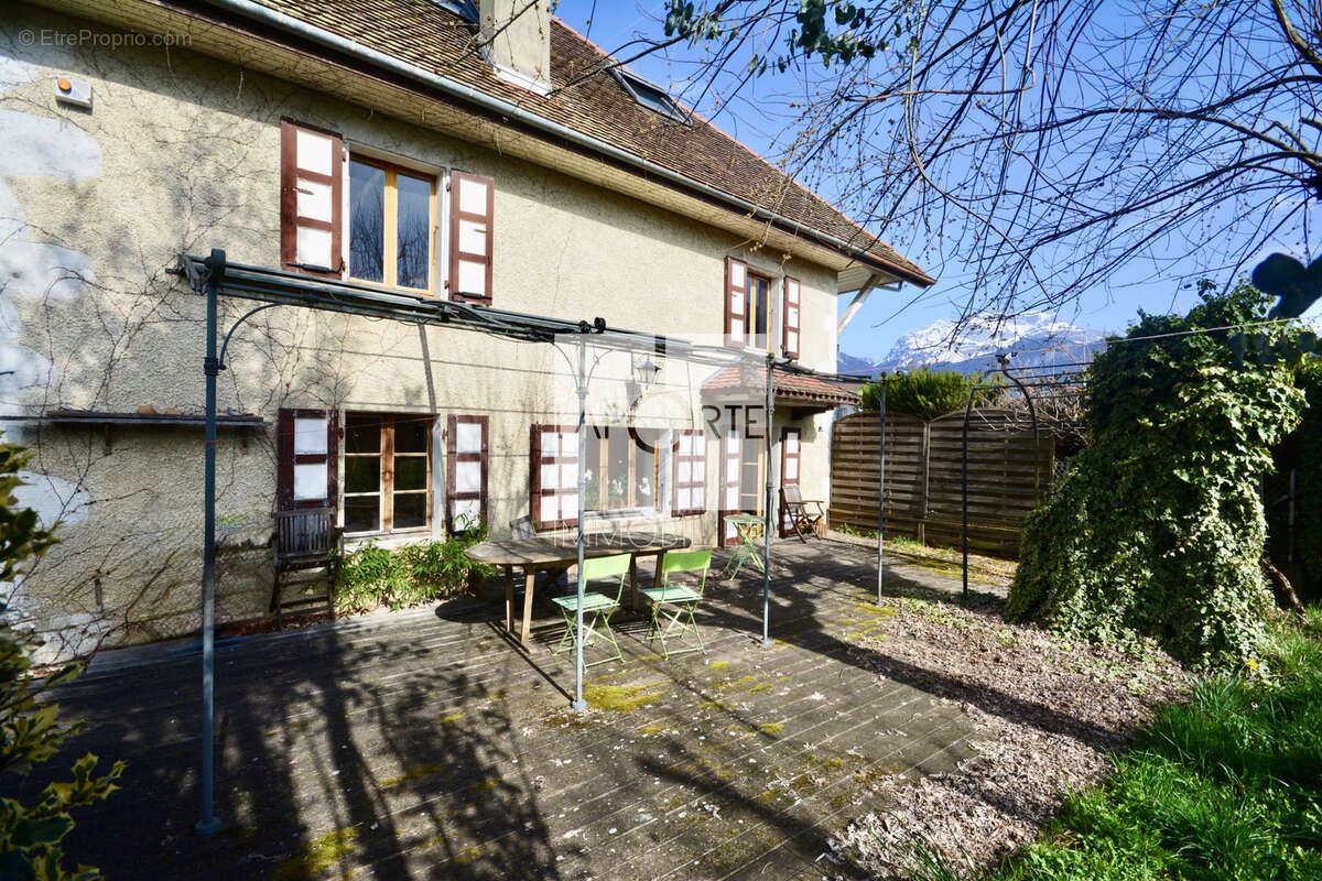 Maison à SAINT-JORIOZ