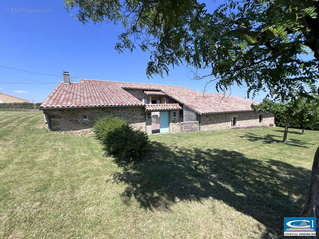 Maison à ETABLES