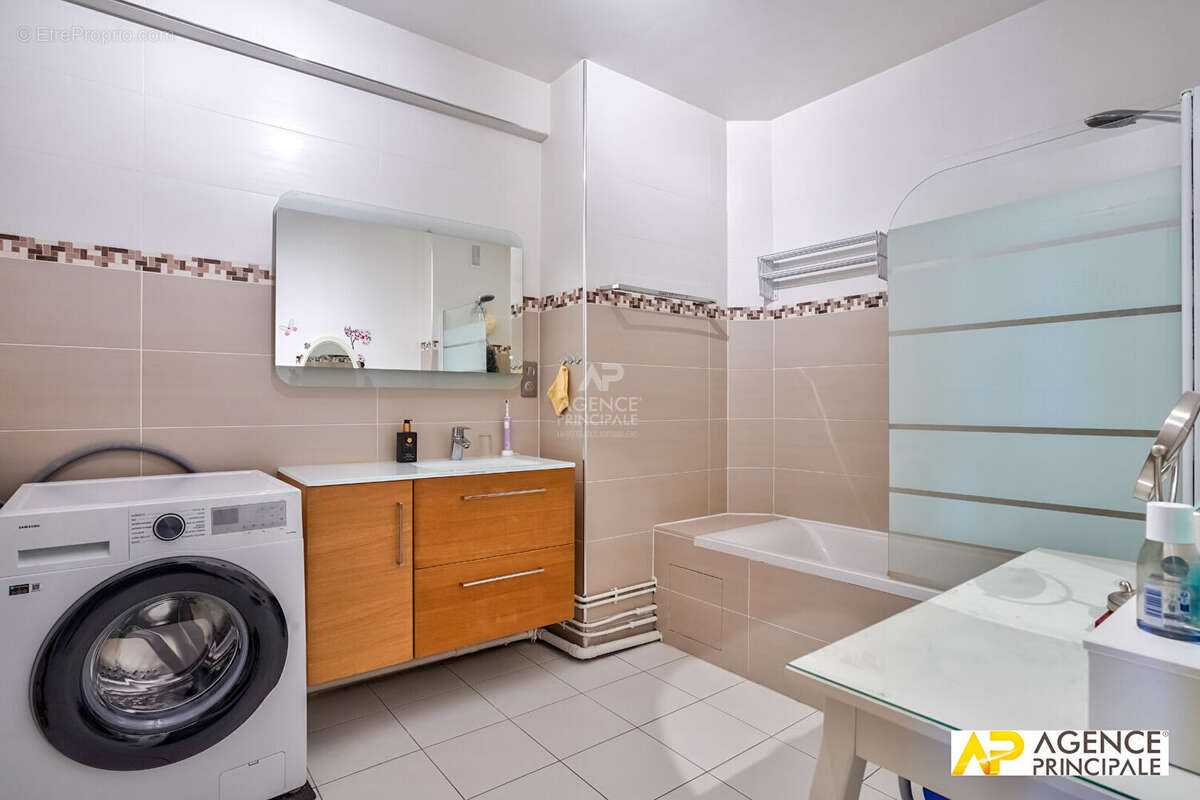 Appartement à MAISONS-LAFFITTE