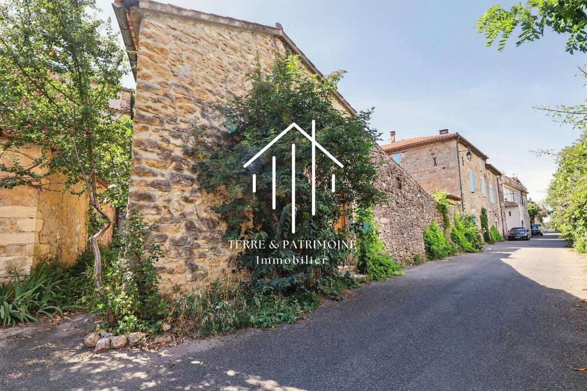 Maison à SALAVAS