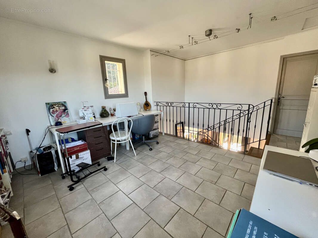 Maison à MALAUCENE