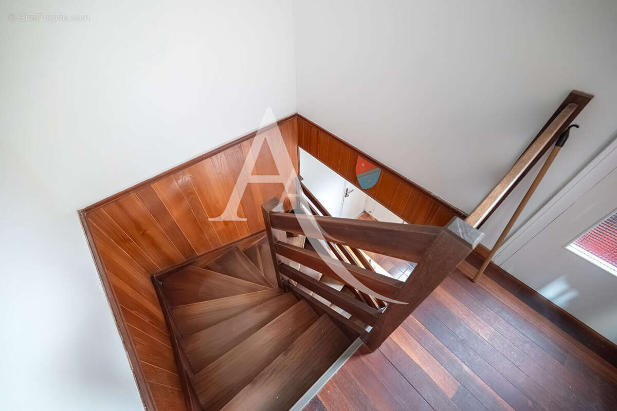 Maison à LIMEIL-BREVANNES