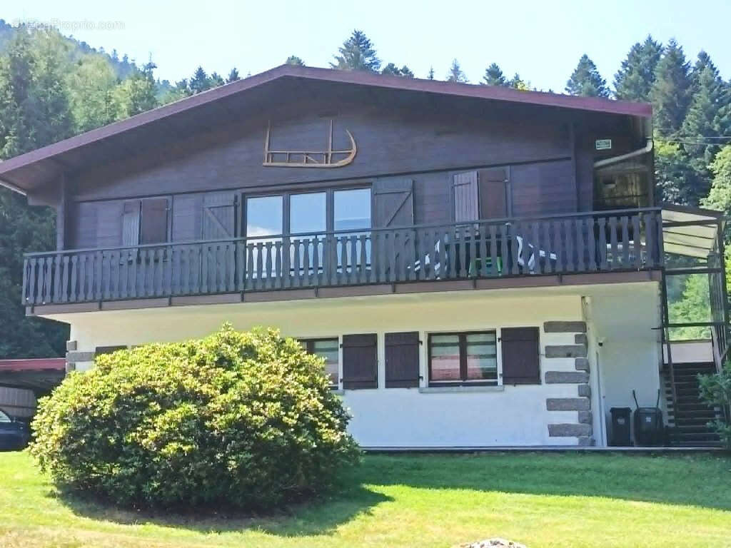 Maison à LA BRESSE
