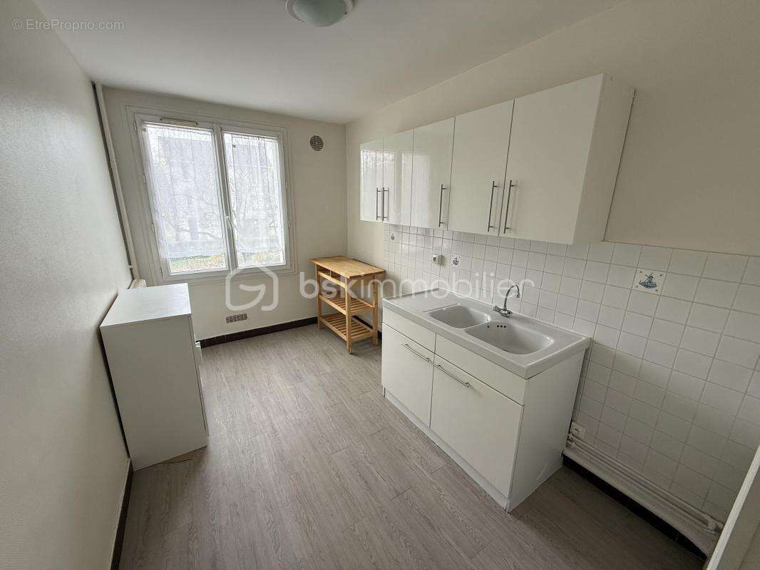 Appartement 2 pièces de 46m² environ avec balcon, ascenseur et parking privé pour la résidence - photo 2