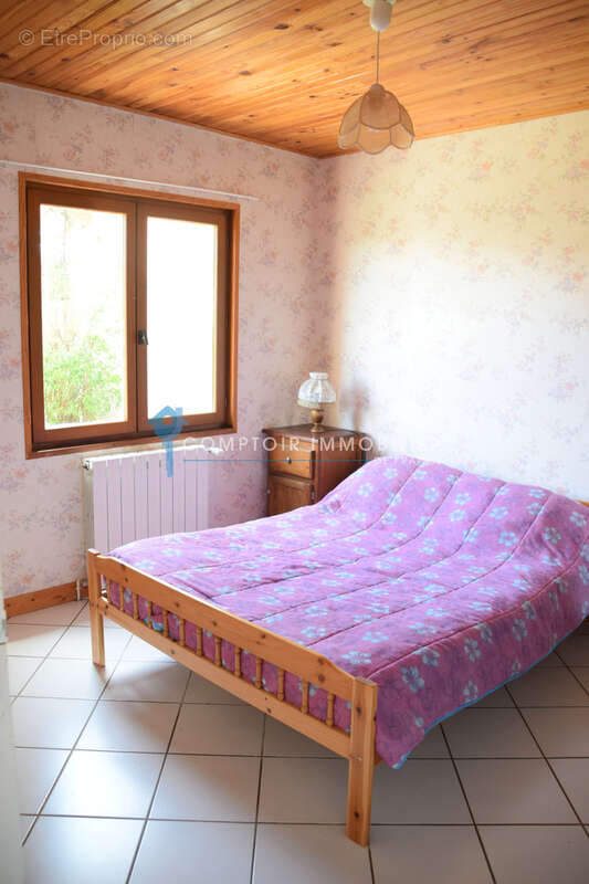 Maison à COUCOURON