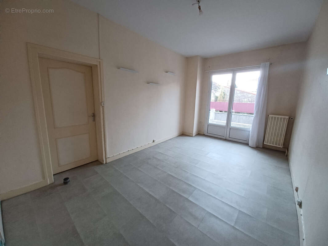 Appartement à BRESSUIRE