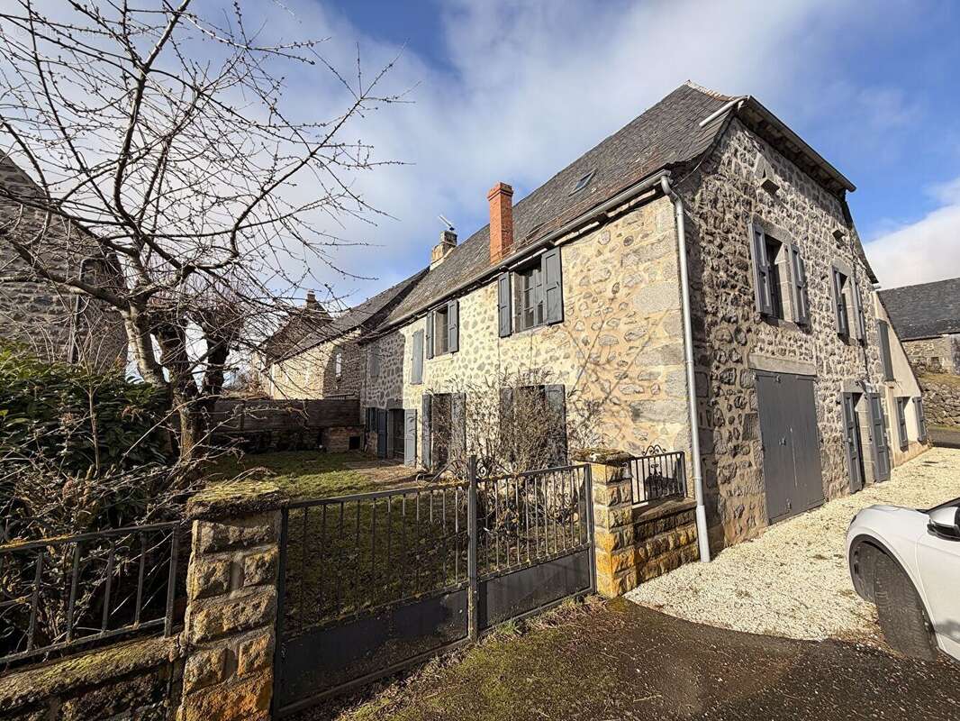 Maison à VALUEJOLS