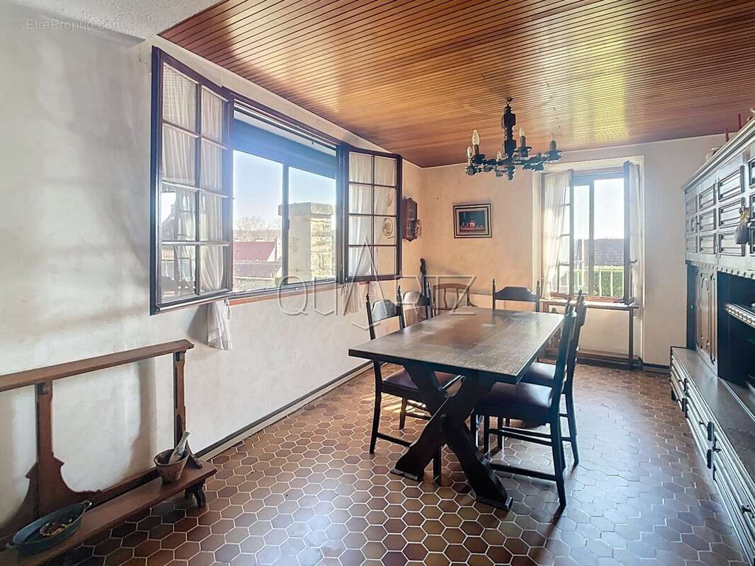 Maison à BOISSY-L'AILLERIE