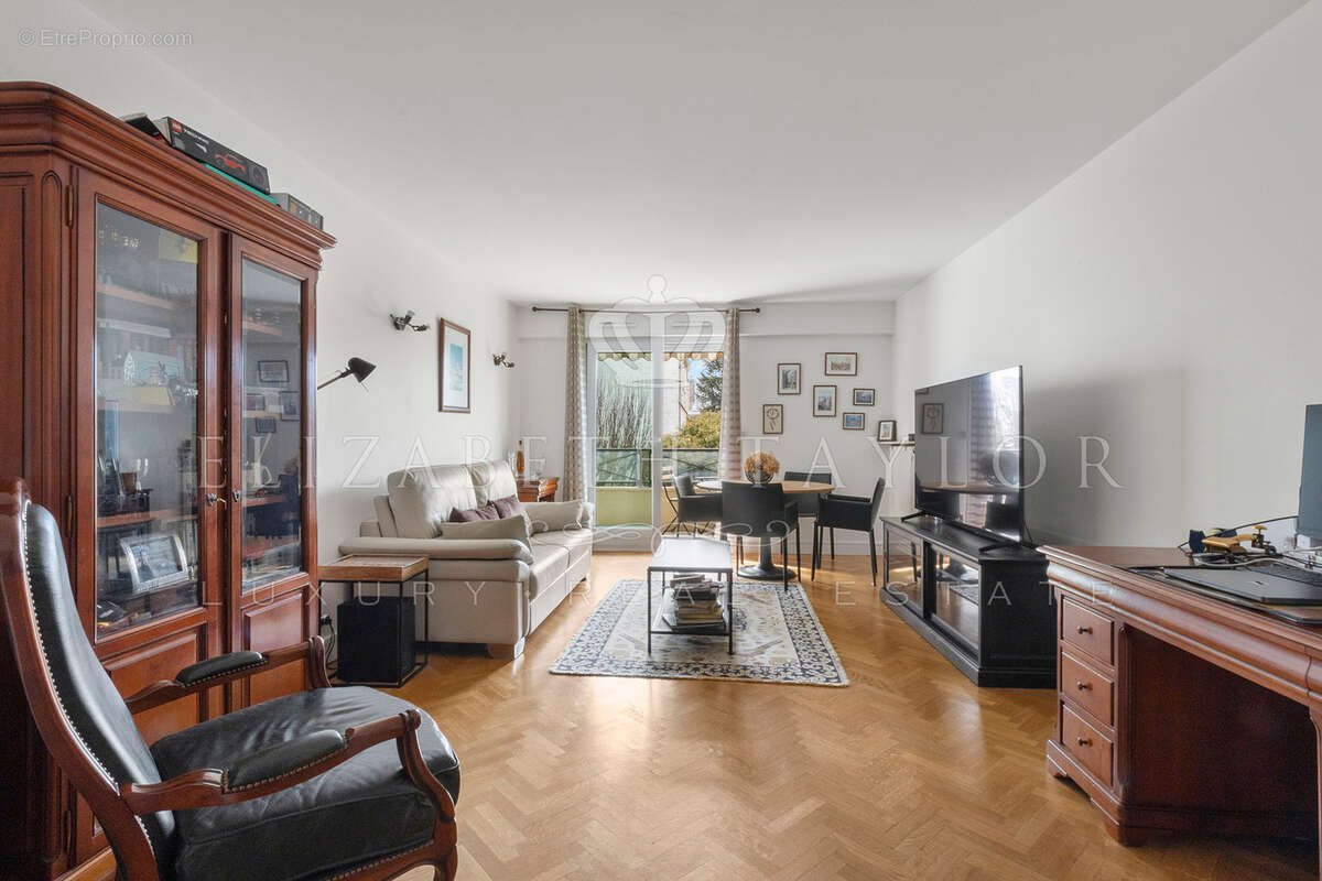 Appartement à LE VESINET