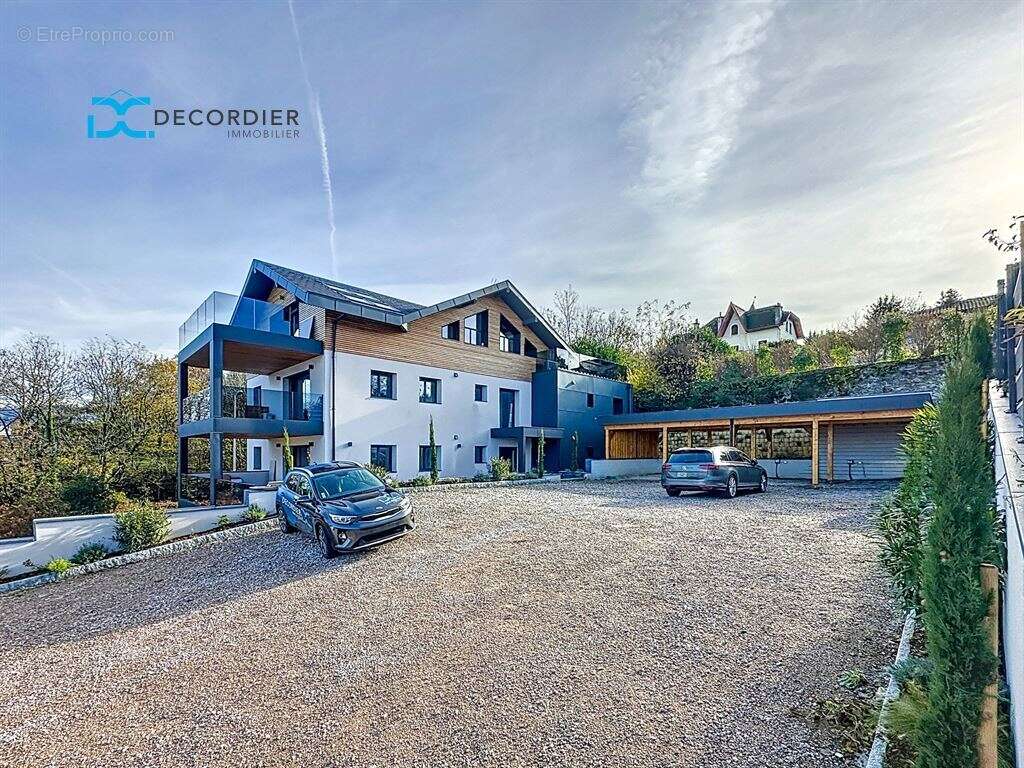 Appartement à NEUVECELLE