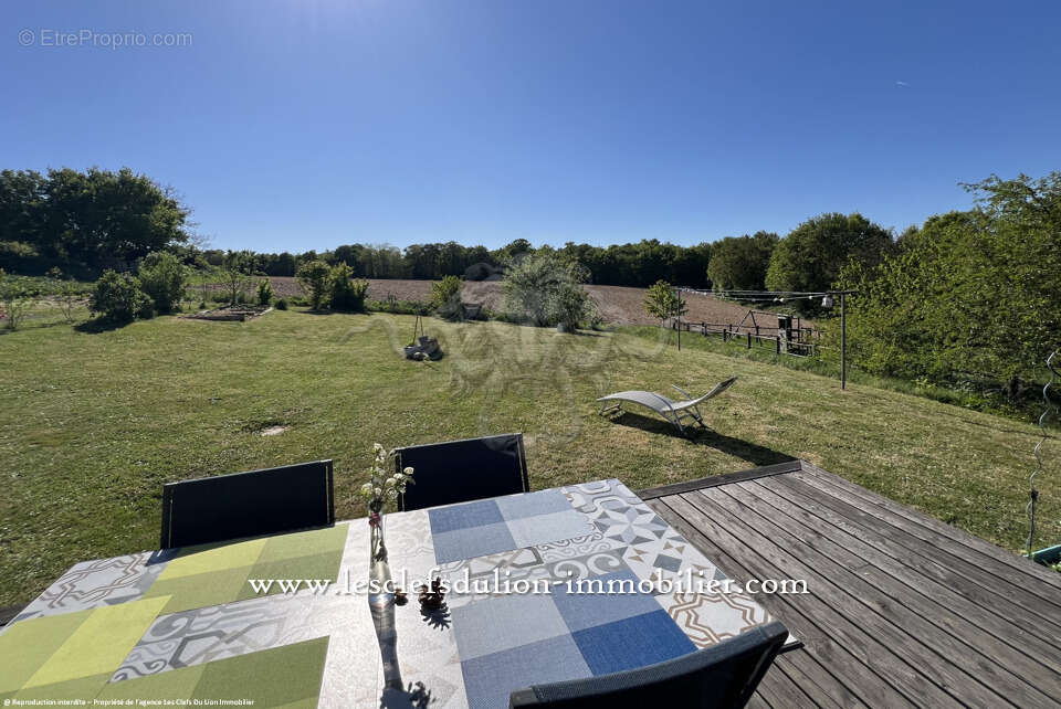 Maison 152 m² à Moret-Sur-Loing  - photo 2