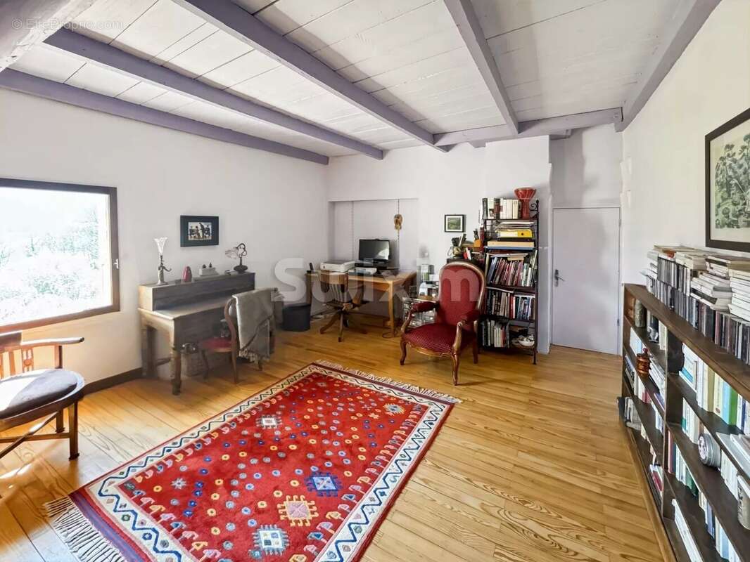 Maison à LE POET-LAVAL