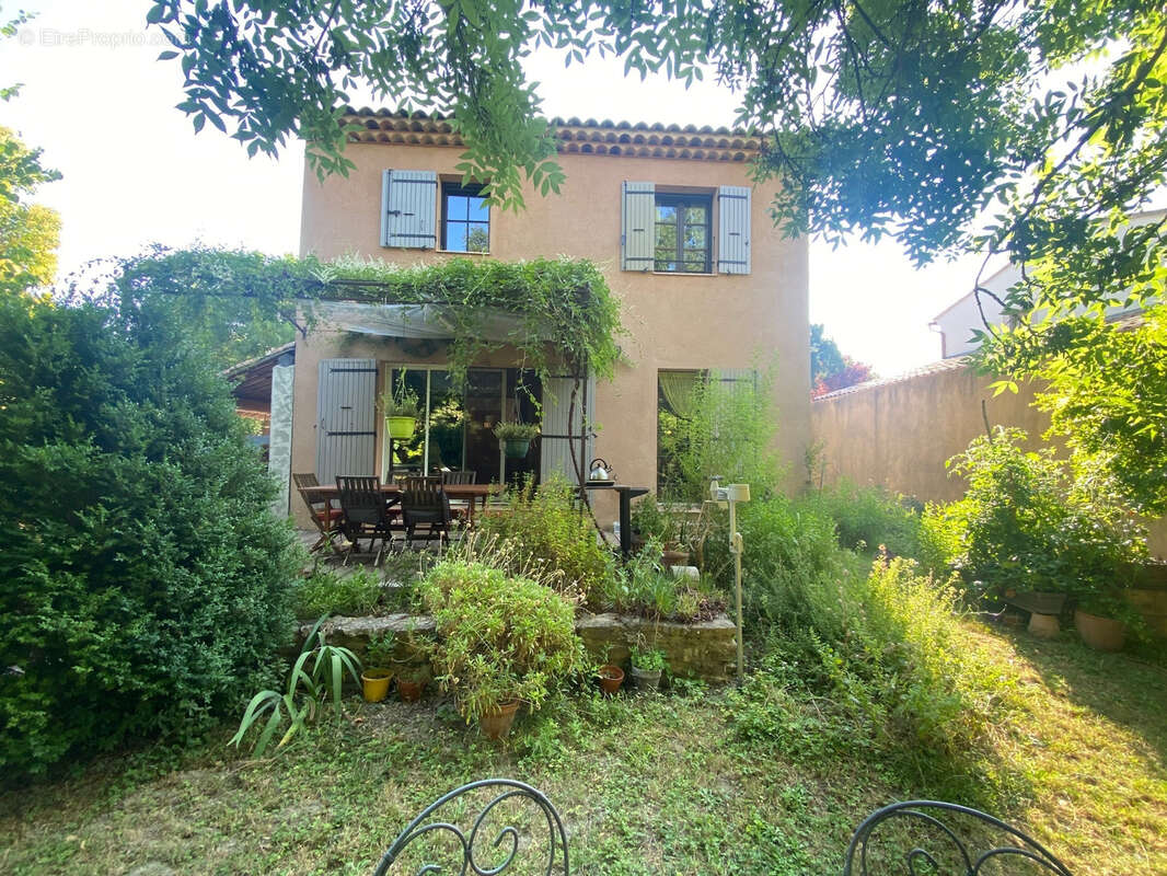 Maison à VELLERON