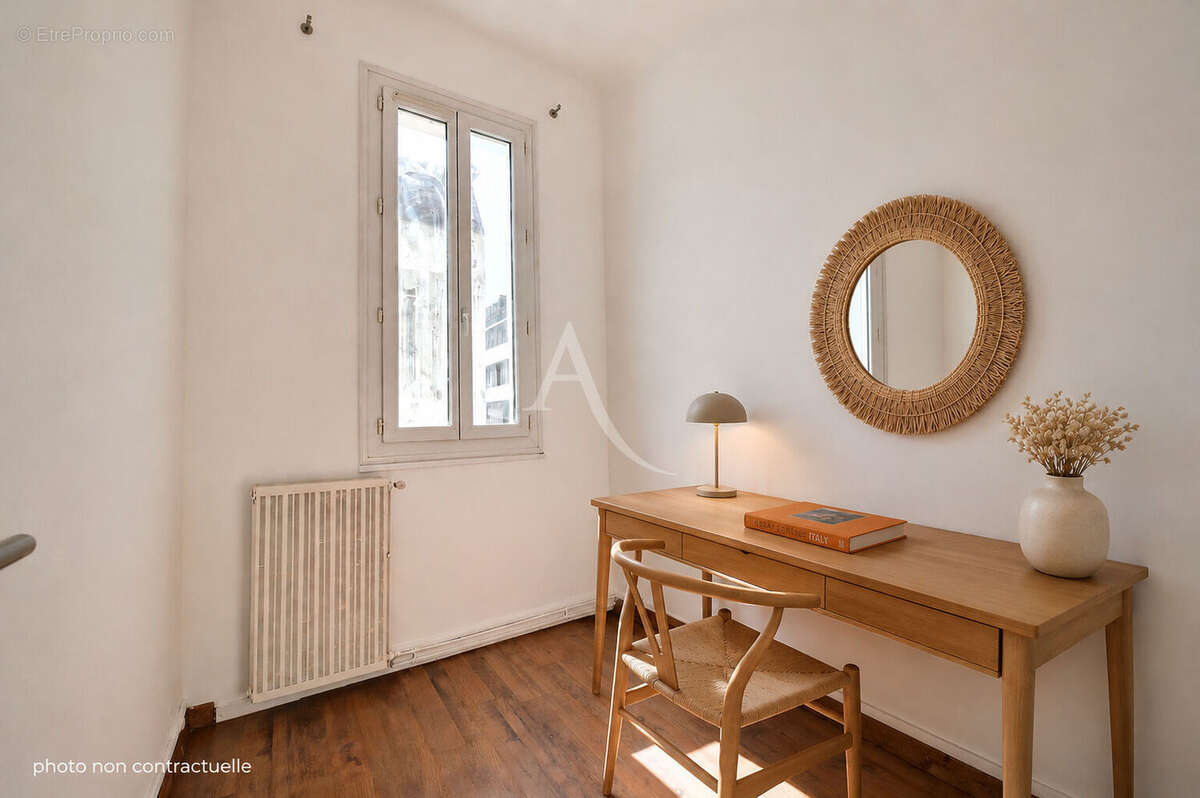 Appartement à MARSEILLE-5E