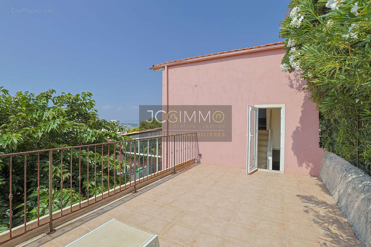 Maison d'exception   t4 de 98 m2   rooftop   vue mer   garage - photo 22