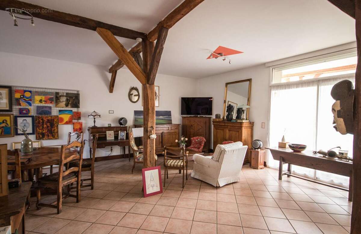 Maison à MIRANDE