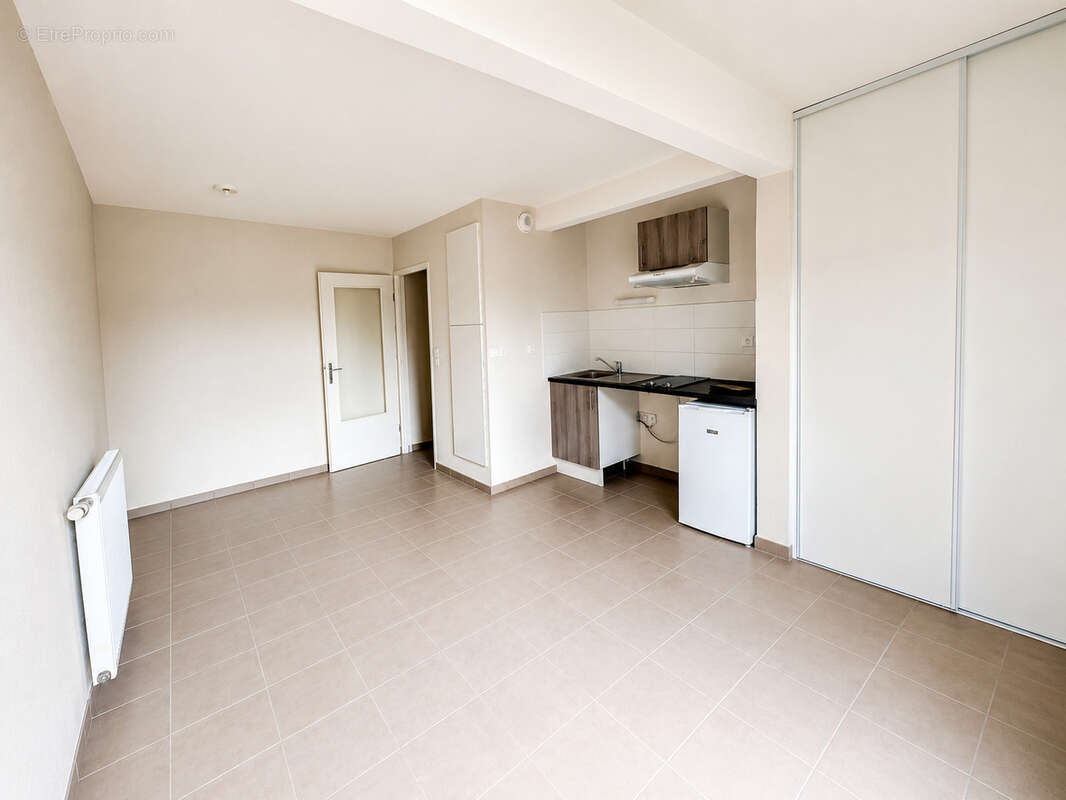 Appartement t2 - photo 2