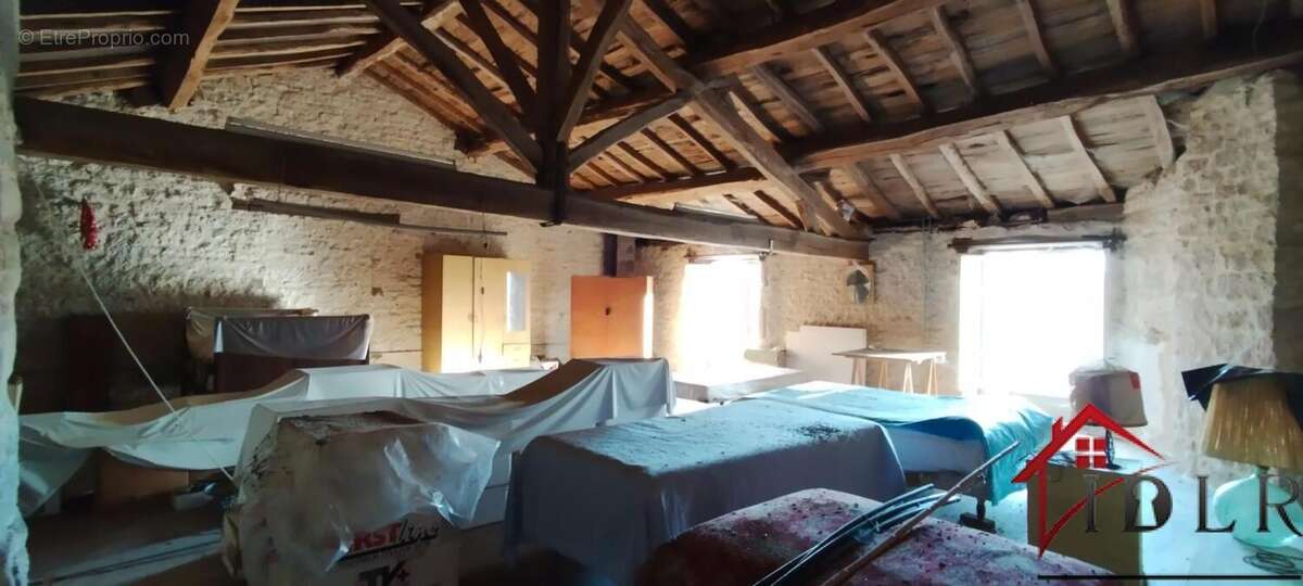 Maison à COLOMBEY-LES-DEUX-EGLISES