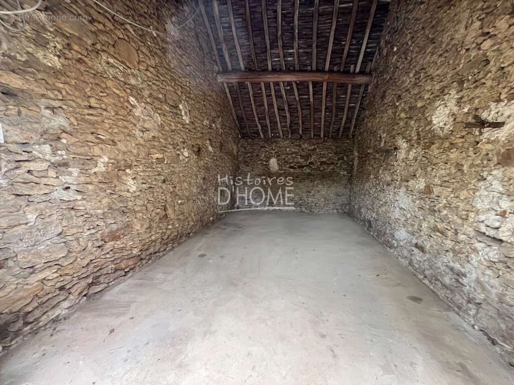 Belle propriete avec 1 annexe et 2 garages sur touquin - photo 16